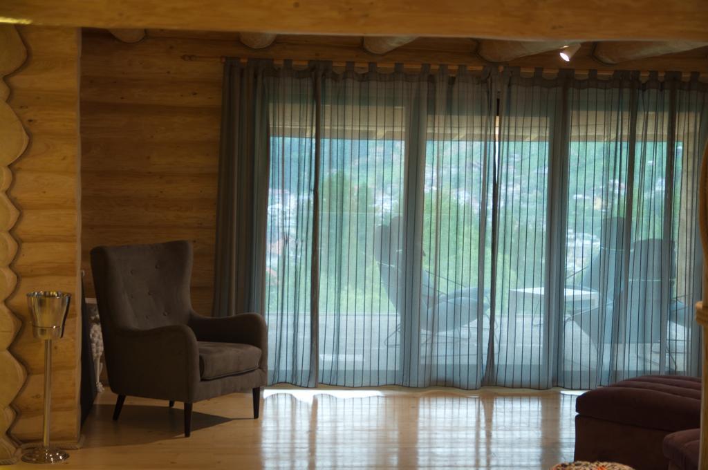 Cabana Deac - Luxury Chalet Vatra Dornei Room photo